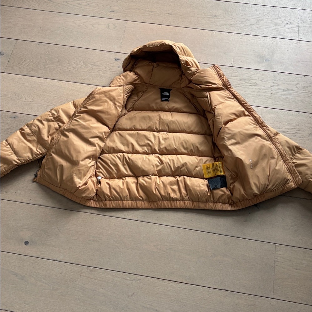The North Face puffer - Picture 3 of 7